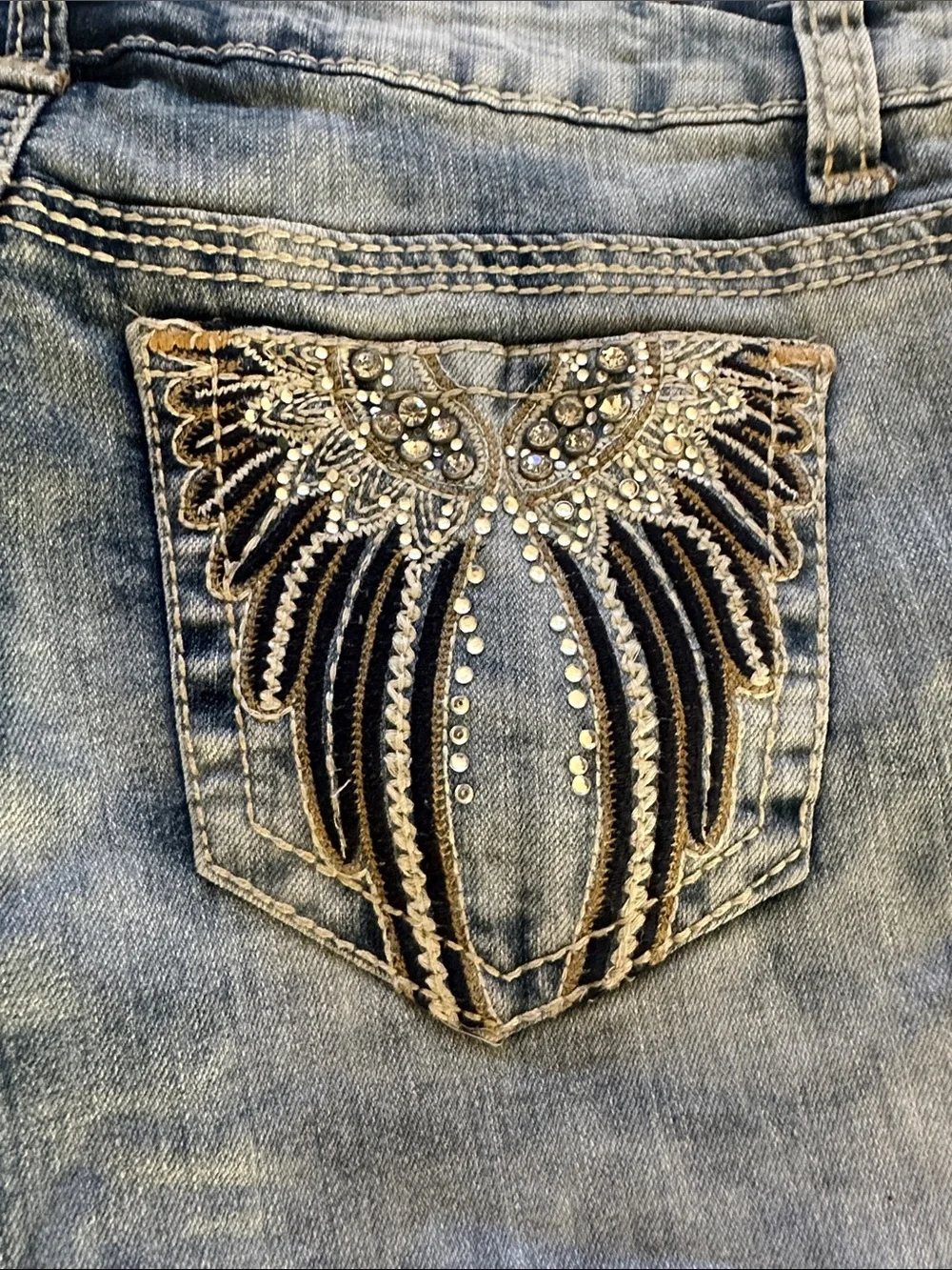 Embellished Light Wash Denim Shorts - Blue